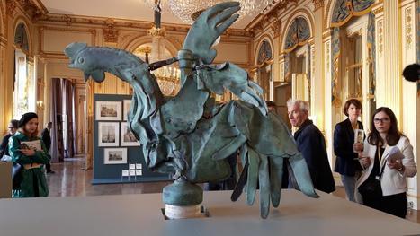 "C'est exceptionnel de le voir comme ça", le coq miraculé de Notre-Dame de Paris exposé à l'occasion des Journées du patrimoine | KILUCRU | Scoop.it