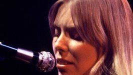 Pogues and Joni Mitchell go gaeilge for festival | The Irish Literary Times | Scoop.it
