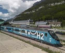 CAF logra que su tren de hidrógeno circule en pruebas por la red ferroviaria de España | Noticias Asociados | Scoop.it