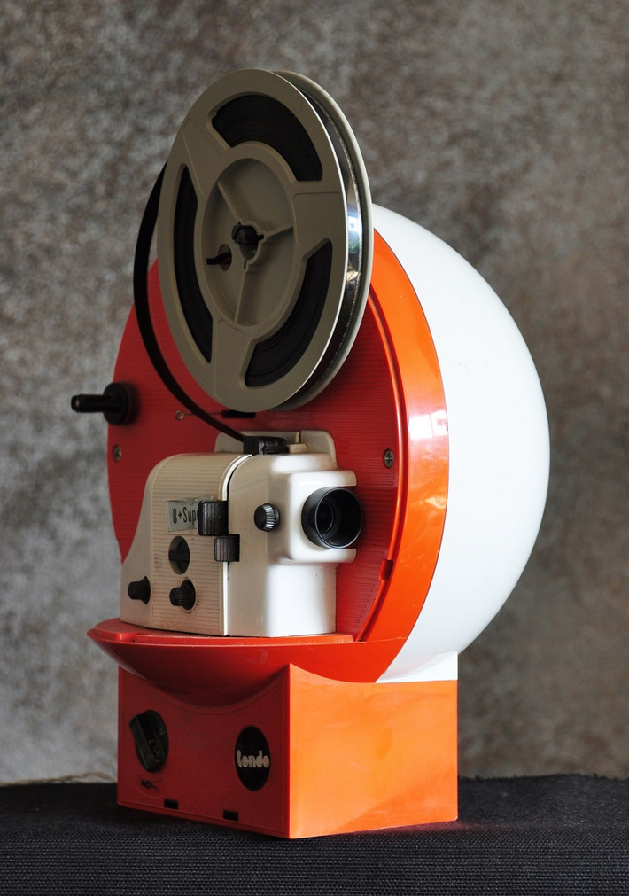 1970s Polistil &ldquo;Tondo&rdquo; Super 8 Projector | Antiques & Vintage Collectibles | Scoop.it