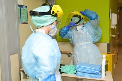 Le personnel soignant risque trois fois plus d'être hospitalisé à cause de la Covid-19 | Soignants et éthique | Scoop.it