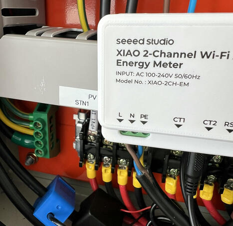 Seeed Studio XIAO-2CH-EM Review: 2-Channel Wi-Fi AC Energy Meter with two CT clamps, ESPHome preloaded - CNX Software | Embedded Systems News | Scoop.it