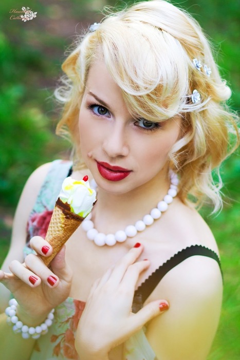 A lick and A Smile With Pin Up Girl Polly Smile | Rockabilly | Scoop.it