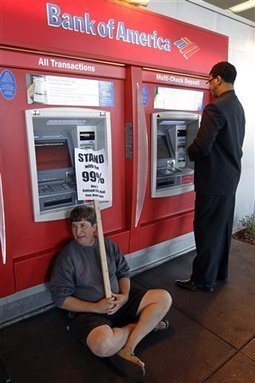 Des citoyens exasp&eacute;r&eacute;s quittent leur banque pour le &laquo; Bank Transfer Day &raquo; | Les moutons enrag&eacute;s | Et si demain...les indign&eacute;es... | Scoop.it