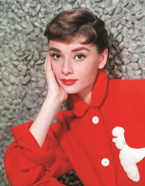 A New Book Features Rarely Seen Photos of Audrey Hepburn | Les Gentils PariZiens | style & art de vivre | Scoop.it