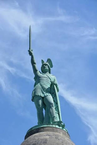 ARMINIUS, VAINQUEUR DES LEGIONS ROMAINES ET MEGA CONTRAT ! | DEFENSE NEWS | Scoop.it