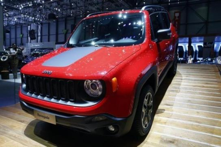 Fiat Chrysler U.S. to recall 7,810 SUVs to prevent hacking | Reuters | Technology Report - Changing Our World | Scoop.it
