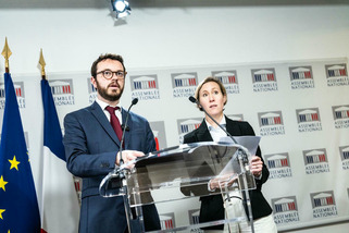 La commission d’enquête parlementaire sur TikTok fait son bilan : « Chaque mois qui passe sans régulation, des jeunes sont sacrifiés » | Veille territoriale AURH | Scoop.it