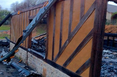 « Une construction traditionnelle en parpaing n’est pas invulnérable au feu de forêt » - Cahiers Techniques du Bâtiment (CTB) | Matériaux recyclés, géo et bio-sourcés en régions méditerranéenne et alpine | Scoop.it