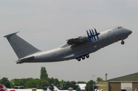 L'Antonov 70, dans l'ombre de l'A400M | DEFENSE NEWS | Scoop.it