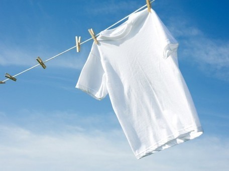 Via Ecouterre : "An ordinary cotton t-shirt could someday charge your cellphone | Ce monde à inventer ! | Scoop.it