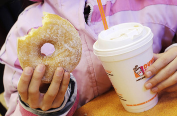 Dunkin' Donuts is still serving coffee in Styrofoam cups 6 years after saying it would stop | Business Report - Making A Difference | Scoop.it