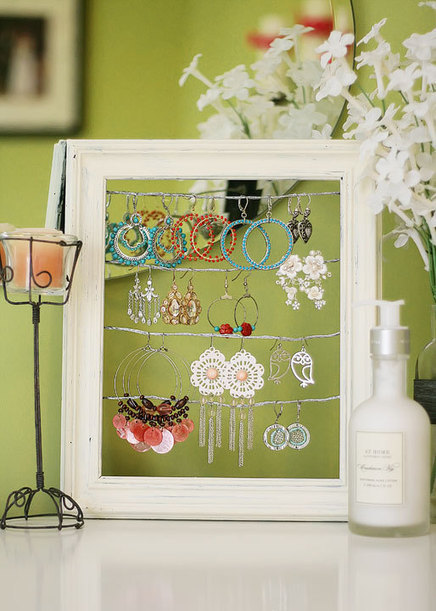DIY Earring Display Using an Old Picture Frame | Best of Design Art, Inspirational Ideas for Designers and The Rest of Us | Scoop.it