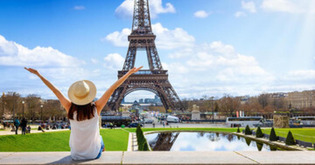 Bilan touristique de l&rsquo;ann&eacute;e 2025 : Avec 102 millions de visiteurs, la France, pays le plus visit&eacute; du monde, enregistre une nouvelle hausse massive de ses recettes touristiques (+9%) | Atout France | Une semaine d'actu - Newsletter de veille de l'AURH | Scoop.it