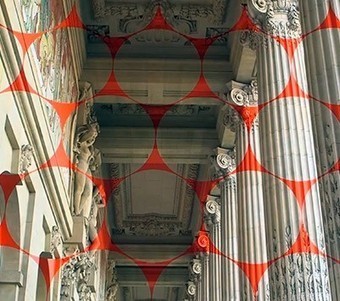 Anamorphose par Felice Varini à l'exposition Dynamo du Grand Palais - Journal du Design | Landart, art environnemental | Scoop.it
