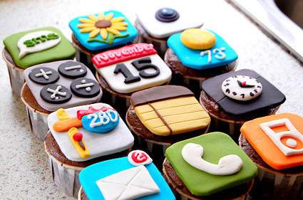 iPhone Cup Cake | All Geeks | Scoop.it