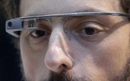 Man Treated for Addiction to Google Glass | Communications Major | Scoop.it