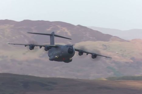 VIDEO - Quand un Airbus A400M s'exerce au vol &agrave; basse altitude | DEFENSE NEWS | Scoop.it