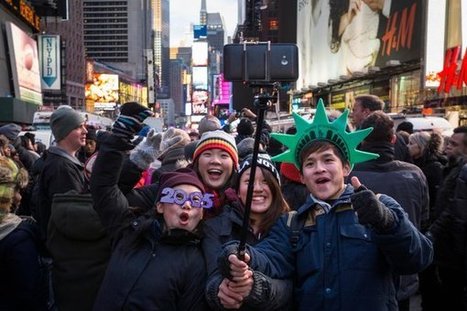 Selfies on a Stick, and the Social-Content Challenge for the Media | NY Times | Public Relations & Social Marketing Insight | Scoop.it
