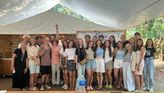 "It's amazing" : des adolescents ukrainiens en séjour à Moliets pour se ressourcer et soigner leur santé mentale - ici | Landes - Conseils municipaux & communautaires | Scoop.it