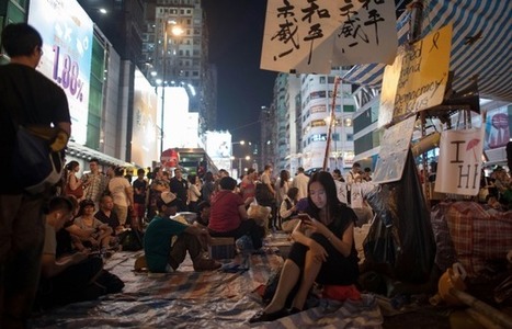 FireChat: The App That Fueled Hong Kong's Umbrella Revolution - Betabeat | Peer2Politics | Scoop.it