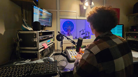 « Un cataclysme » : les radios associatives locales menacées de disparition ? - Actualité Angers Villactu | PLF2026 : Cataclysme budgétaire pour les radios associatives | Scoop.it