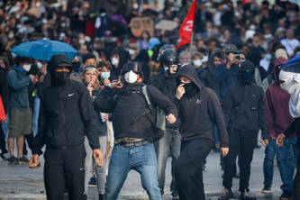 Violences du 17&nbsp;octobre. &laquo;&nbsp;Le jeu politique mortif&egrave;re de LFI et de ses alli&eacute;s qui fait le jeu du RN&nbsp;&raquo;&nbsp;: les &eacute;lus landais continuent &agrave; r&eacute;agir | Landes - Conseils municipaux & communautaires | Scoop.it