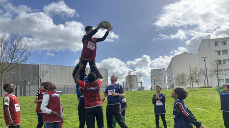 &laquo;&nbsp;Le rugby m&rsquo;a lib&eacute;r&eacute; de l&rsquo;ennui&nbsp;&raquo;&nbsp;: &agrave; Cholet, le monde de l&rsquo;ovalie s&rsquo;invite dans les quartiers | L'actualit&eacute; des quartiers politique de la ville de Bretagne et Pays de la Loire | Scoop.it