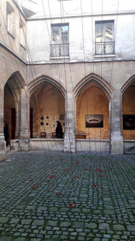 Red thread of destiny, installation by Karim Borjas | Art Installations, Sculpture, Contemporary Art | Scoop.it