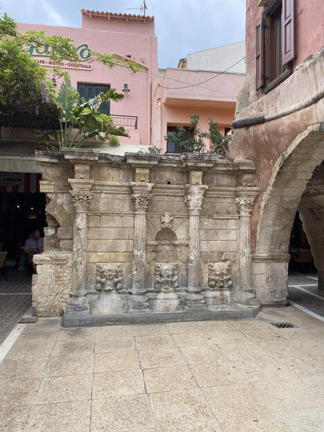 Viel&auml; kerran Kreikka &ndash; Kirjailija Hannu M&auml;kel&auml; | 1Uutiset - Lukemisen t&auml;hden | Scoop.it