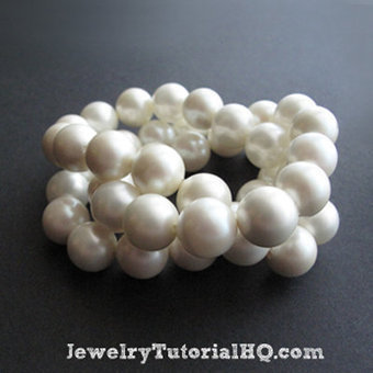 DIY Chanel Inspired Chunky Pearl Bracelet {Video} | Creative Spotting | 1001 Creative ideas ! | Scoop.it