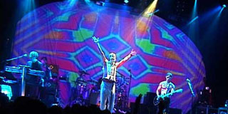 deepvisual.com - specialising in large scale and outdoor video slide and film projection | Flux VJing | Scoop.it