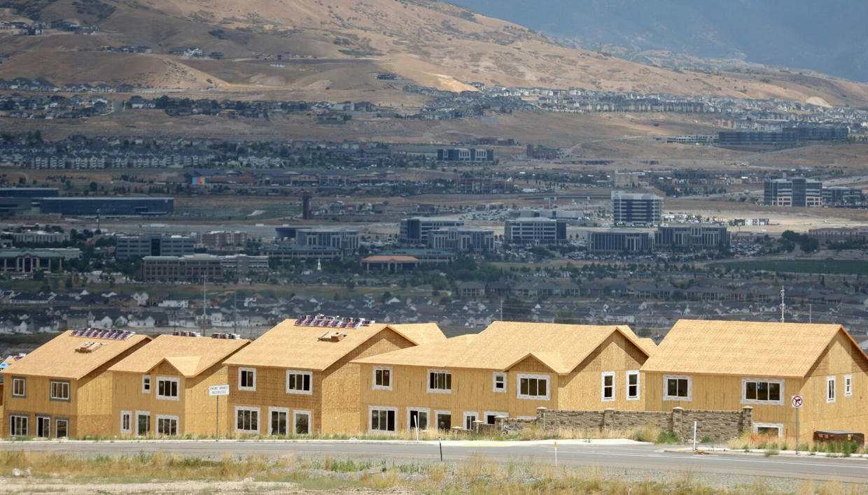 Housing market predictions Downturn could wors...