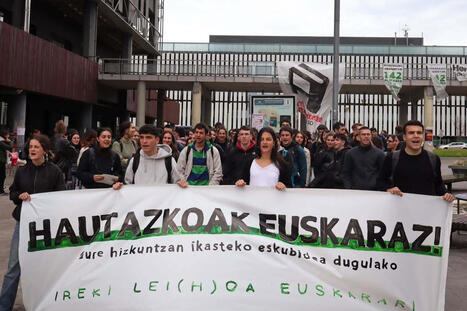 EHU euskaldun baterantz pausoak emateko, hautazkoak euskaraz bermatzea eskatu dute | Albisteak | Scoop.it