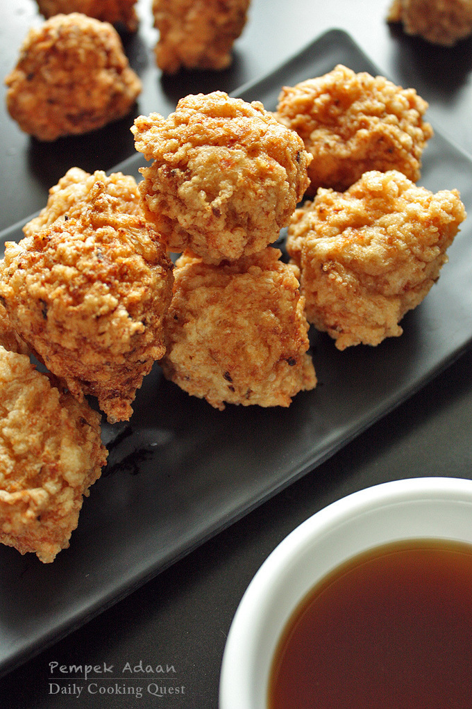 #Recipe / Deep Fried Chicken and Shrimp Balls
