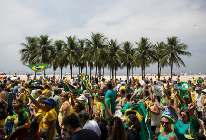 Anger Bubbles Up Against Brazilian President - New York Times | real utopias | Scoop.it
