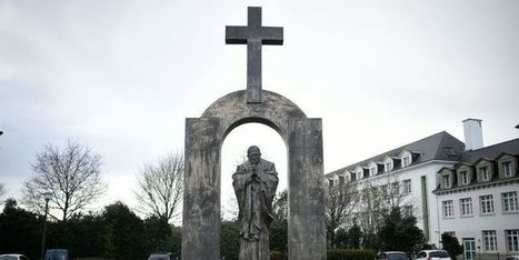 Dans le Morbihan, une statue de Jean Paul II devra perdre sa croix | La "Laïcité" dans la presse | Scoop.it
