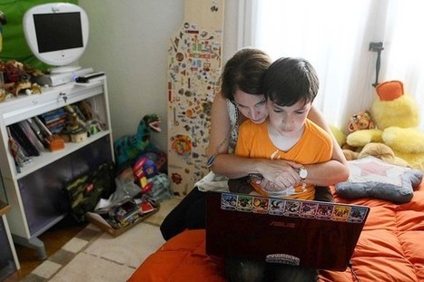 TV networks try to connect with young, tech-savvy multitaskers | Transmedia: Storytelling for the Digital Age | Scoop.it