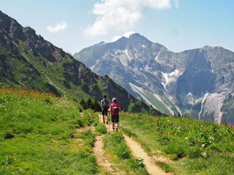 Hautes-Pyr&eacute;n&eacute;es - Des randonneurs h&eacute;liport&eacute;s apr&egrave;s avoir bu de l&rsquo;eau de montagne : les secours appellent &agrave; la plus grande vigilance | Vall&eacute;es d'Aure & Louron - Pyr&eacute;n&eacute;es | Scoop.it
