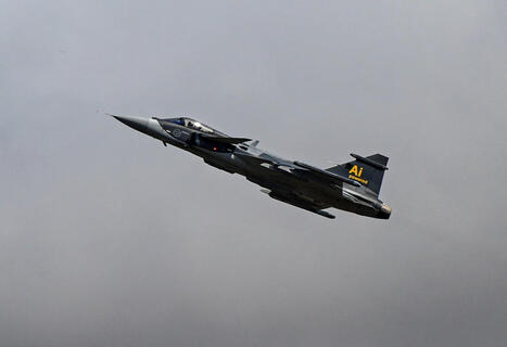 Ukraine and Sweden sign Gripen E fighter purchase deal | DEFENSE NEWS | Scoop.it