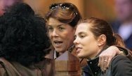 Charlotte la cavalière et sa mère à Paris - Photos - ParisMatch.com | Salon du Cheval | Scoop.it