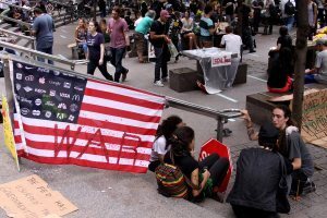Occuper Wall Street, r&eacute;-imaginer le&nbsp;monde | Et si demain...les indign&eacute;es... | Scoop.it