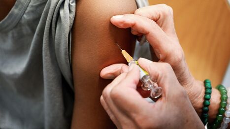 Économies dans la santé : "La prévention" est "le seul moyen" d'éviter tout dérapage budgétaire, assure l'Assurance maladie | Public Health - Santé Publique | Scoop.it