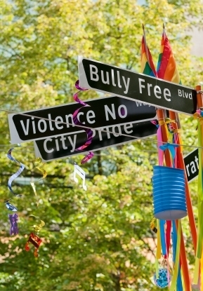 Battle Bullying by Connecting with Students | TeachHUB | Cyberbullying, it's not a game! It's your Life!!! | Scoop.it