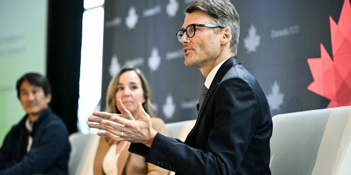 Gregor Robertson Named Minister Of Housing | Real Estate Report | Scoop.it
