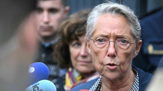 Crise politique : "Il faut trouver un compromis, de la droite républicaine aux élus socialistes", plaide Elisabeth Borne | Politiques publiques et société | Scoop.it