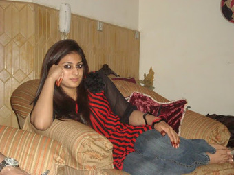 Cute Homely Girls Posing in Front of Camera, Fashion Girls from Pakistan | Fashionable Divas Online - Indian & Western Fashion Collection | Indian Fashion Updates | Scoop.it