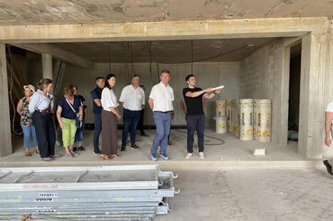Cornimont &ndash; Le pr&eacute;sident de la R&eacute;gion Grand Est visite le chantier embl&eacute;matique de l&rsquo;&eacute;co-auberge du Grand-Ventron | Remiremont Vall&eacute;es | La SELECTION du Web | CAUE des Vosges - www.caue88.com | Scoop.it