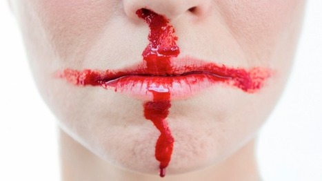 Una impactante gráfica publicitaria para luchar contra la violencia doméstica durante el Mundial de Fútbol | Activismo en la RED | Scoop.it