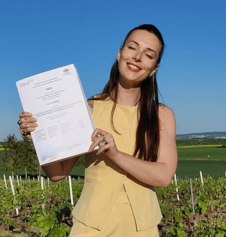 Qui sont les vignerons et vigneronnes d’aujourd’hui ? La sociologue Océane Carneiro explore la Champagne | Le fil d'actualités de l'URCA | Scoop.it